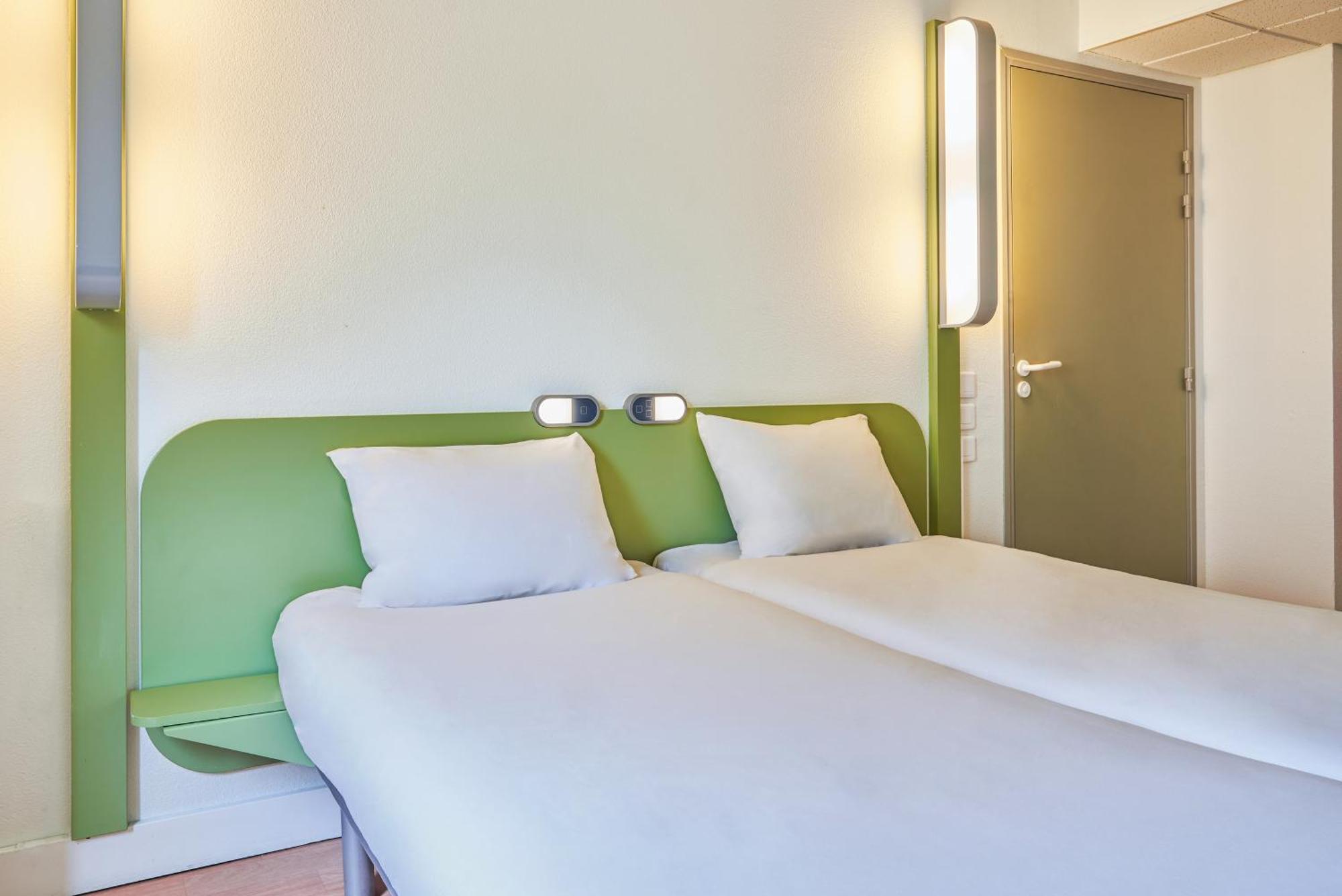 Ibis Budget Issy Les Moulineaux Paris Ouest Buitenkant foto