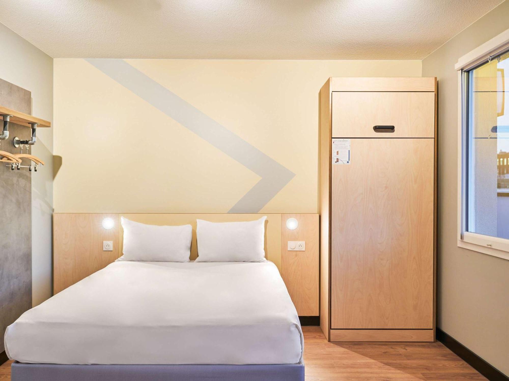 Ibis Budget Issy Les Moulineaux Paris Ouest Buitenkant foto